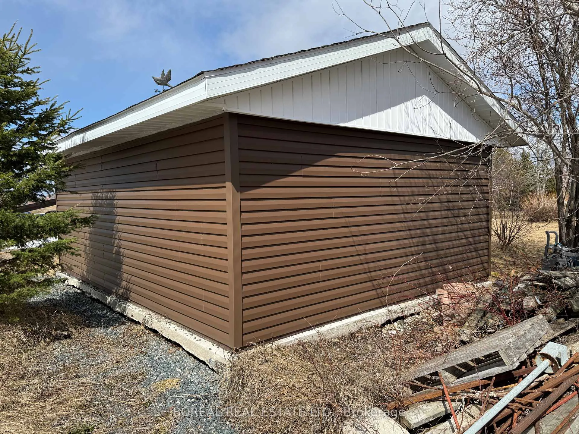 Photo 10 of 1272 Con 2 & 3, Cochrane — HOMEH