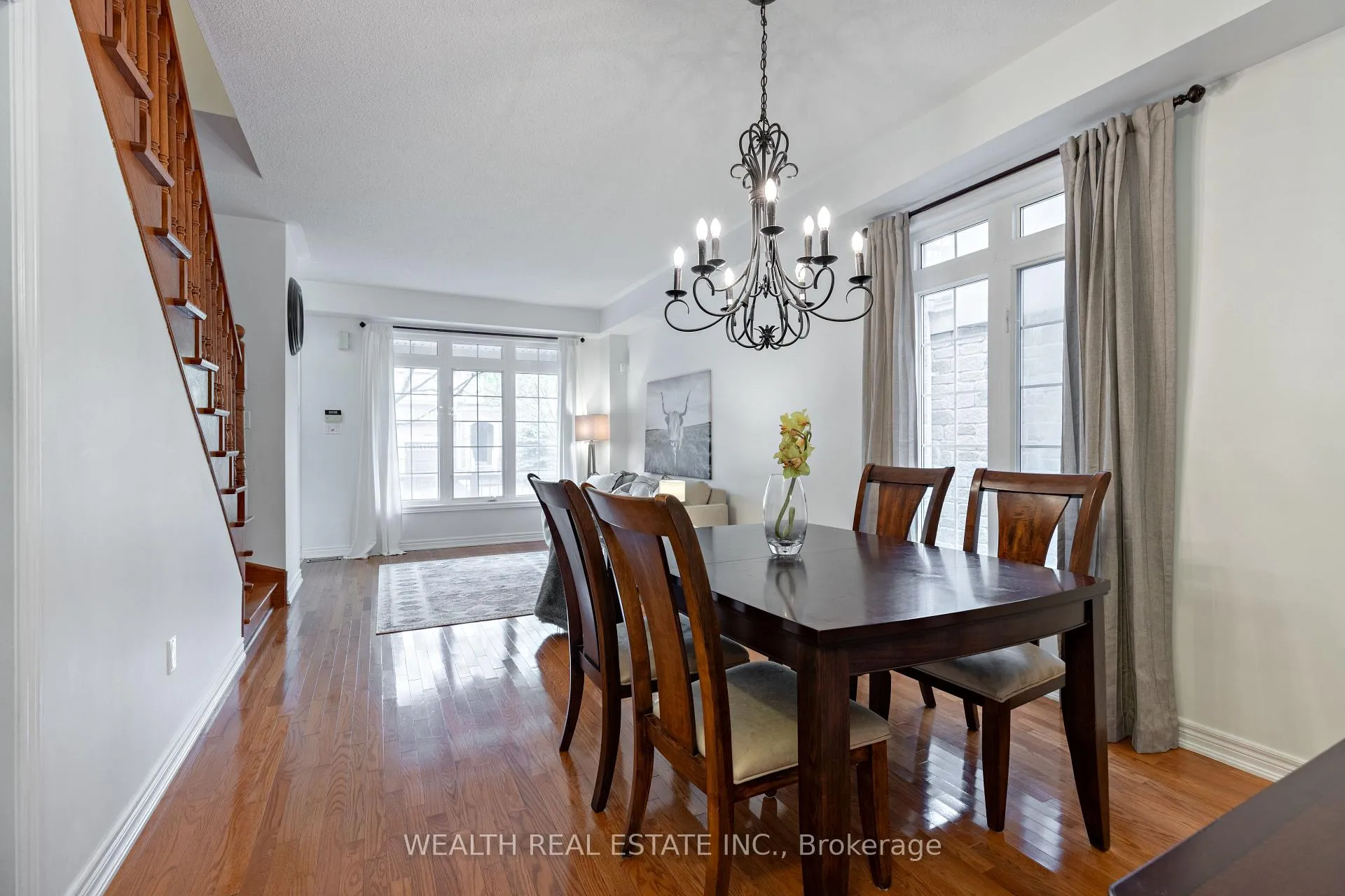 Photo 5 of 65 Burgundy Trail, Vaughan, Patterson — HOMEH