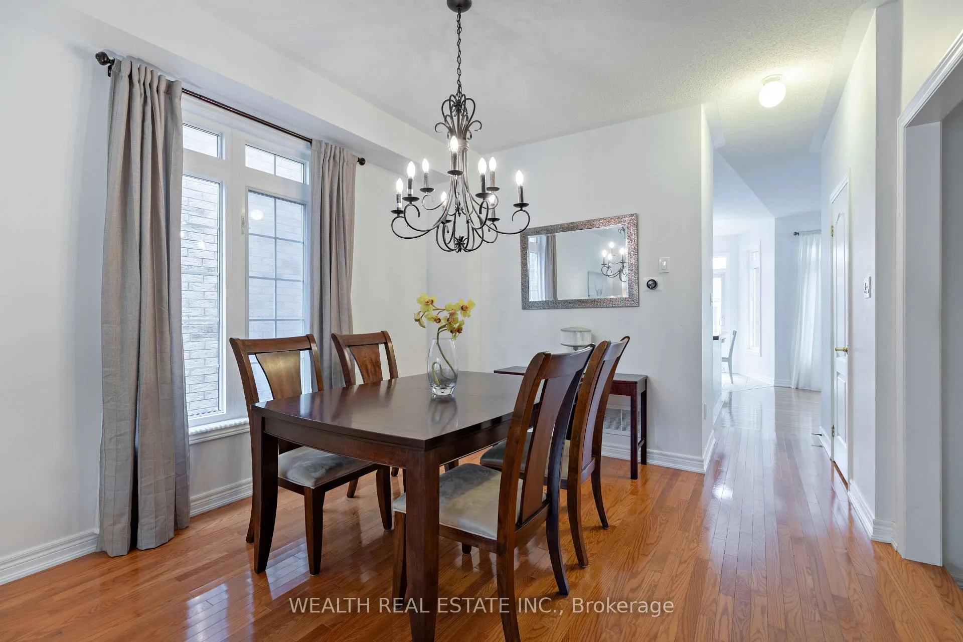 Photo 6 of 65 Burgundy Trail, Vaughan, Patterson — HOMEH