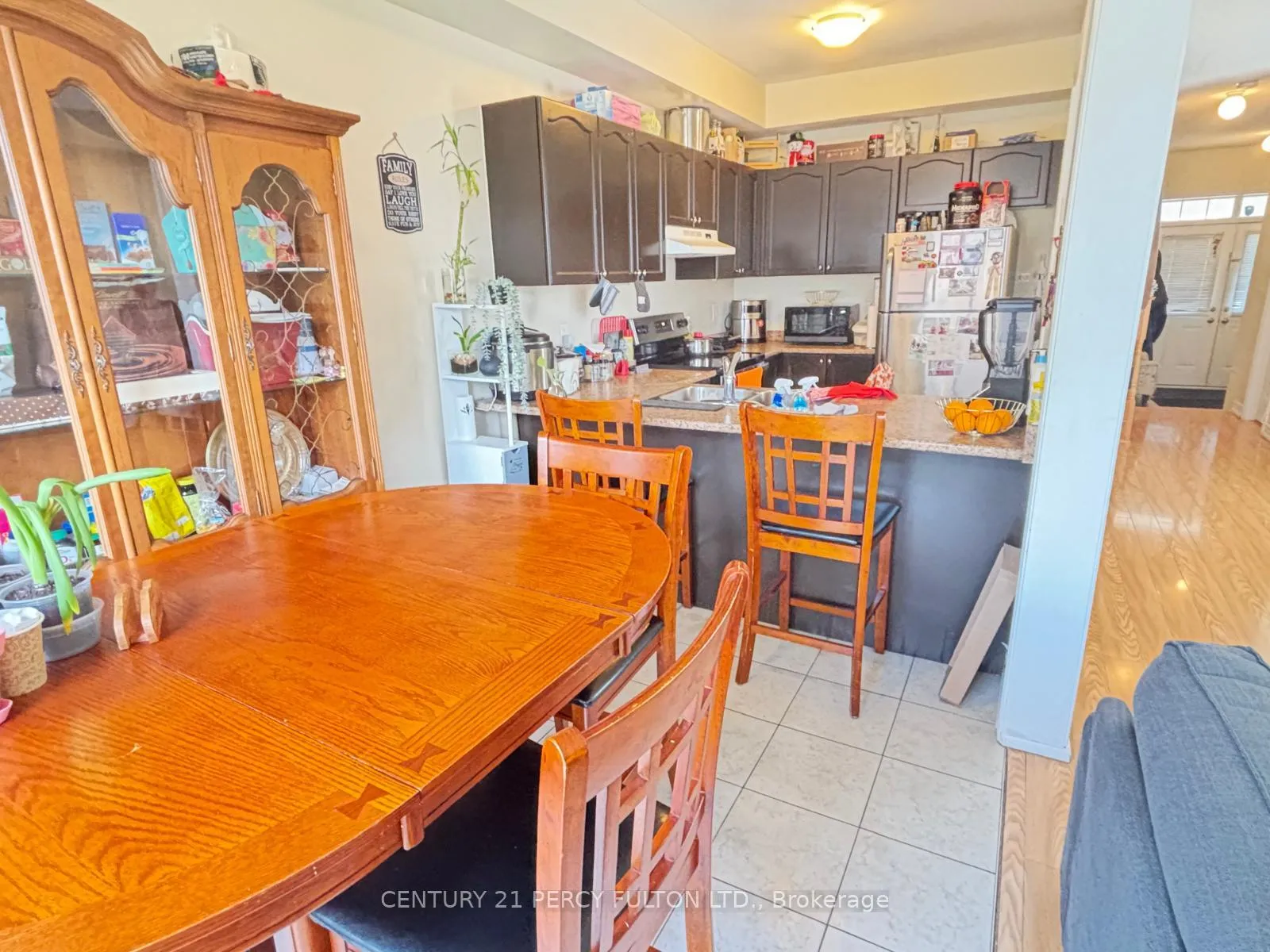 Photo 9 of 4 Nimes Avenue, Markham, Berczy — HOMEH