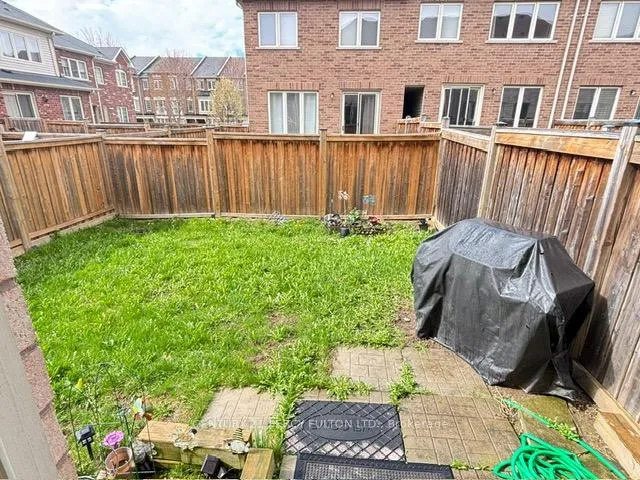 Photo 18 of 4 Nimes Avenue, Markham, Berczy — HOMEH