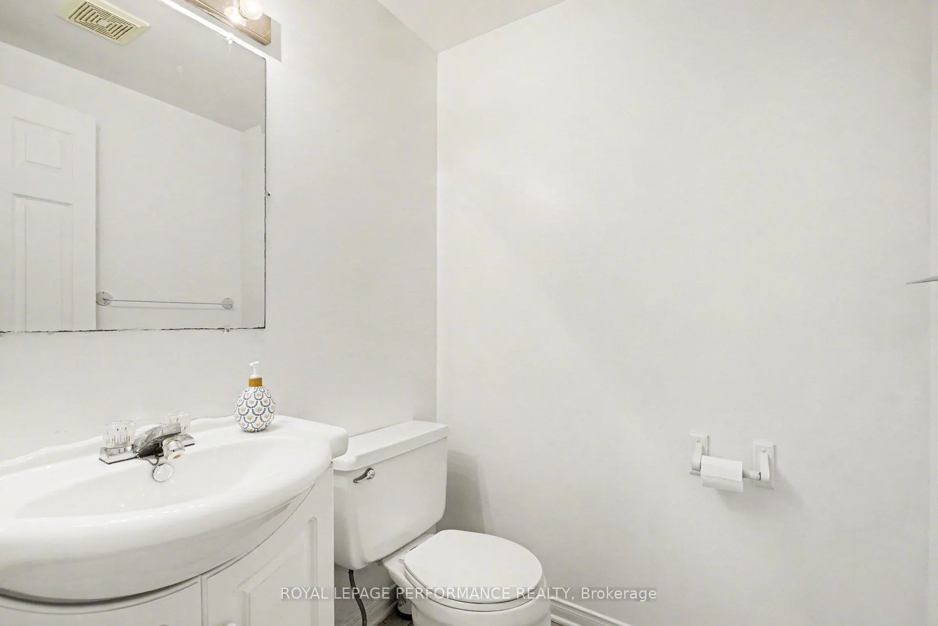 Photo 19 of 1641 Meadowbrook Road, Ottawa, Pineview — HOMEH