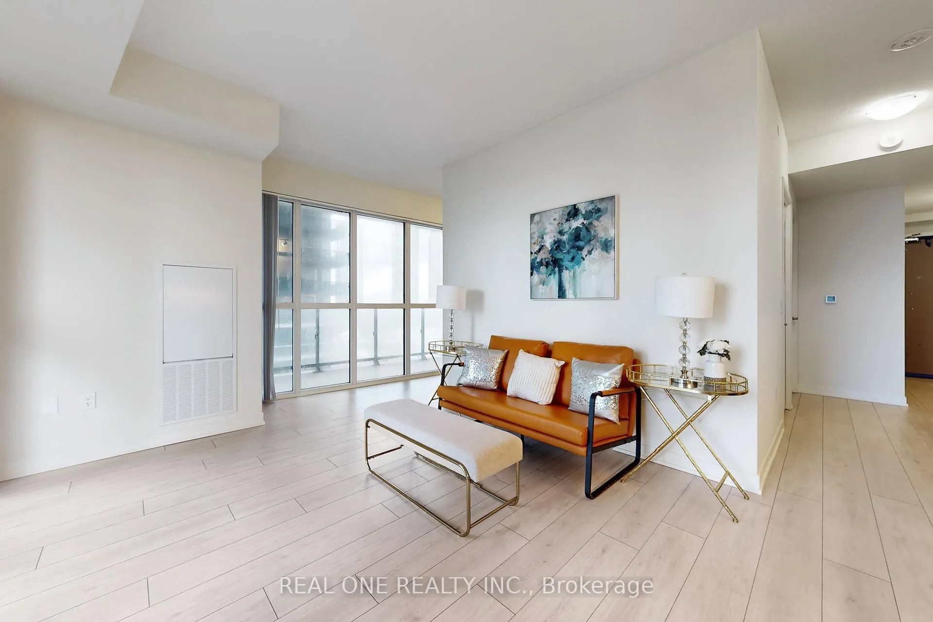 Photo 3 of Unit 1005, 38 Annie Craig Drive, Etobicoke, Mimico — HOMEH