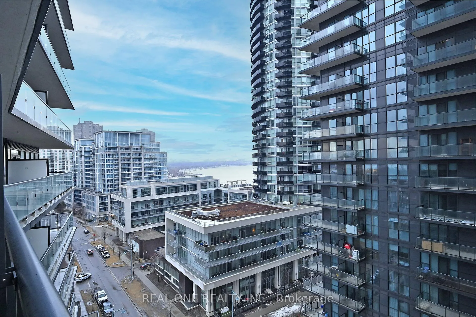 Photo 18 of Unit 1005, 38 Annie Craig Drive, Etobicoke, Mimico — HOMEH