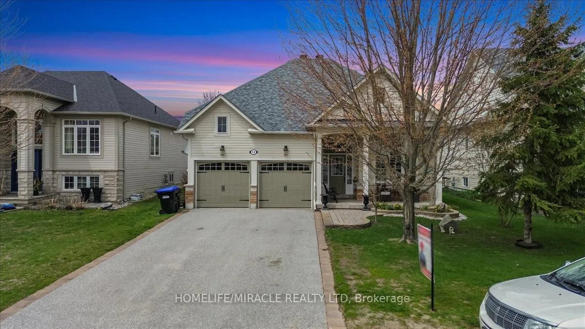 Photo 1 of 12 Broadpoint Street, Wasaga Beach — HOMEH