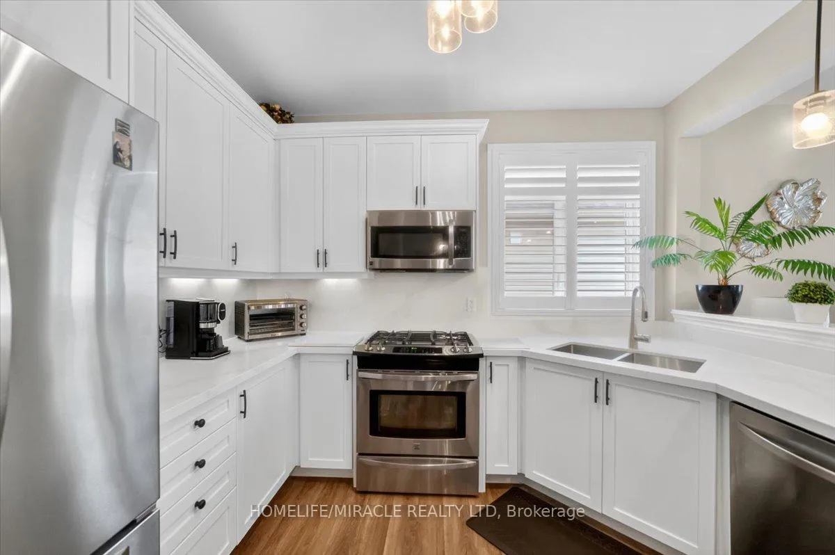 Photo 16 of 12 Broadpoint Street, Wasaga Beach — HOMEH
