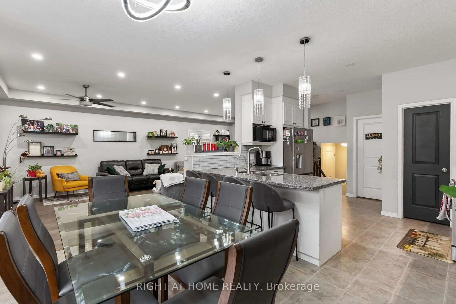 Photo 9 of 963 Bianca Court, Kitchener — HOMEH
