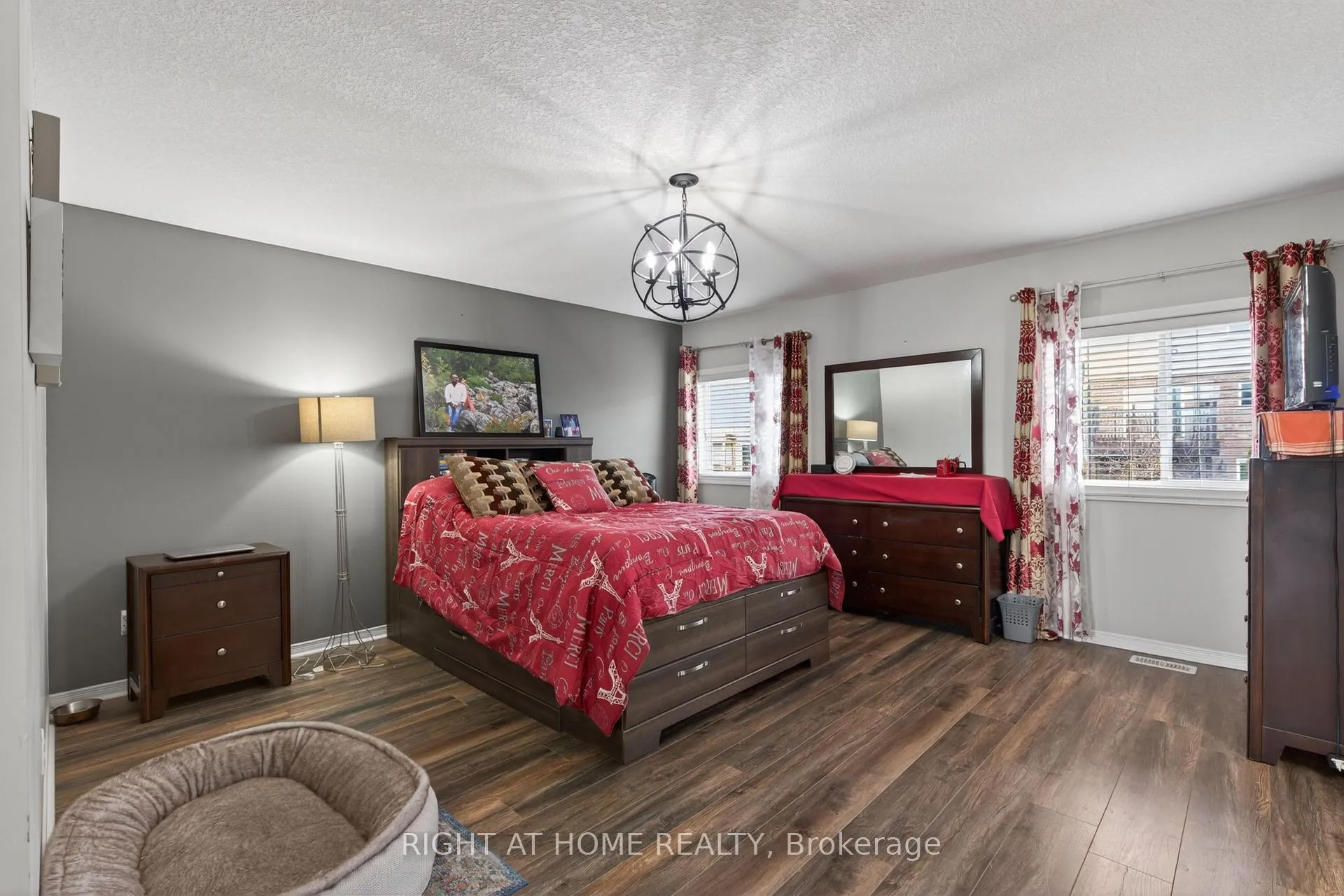 Photo 21 of 963 Bianca Court, Kitchener — HOMEH