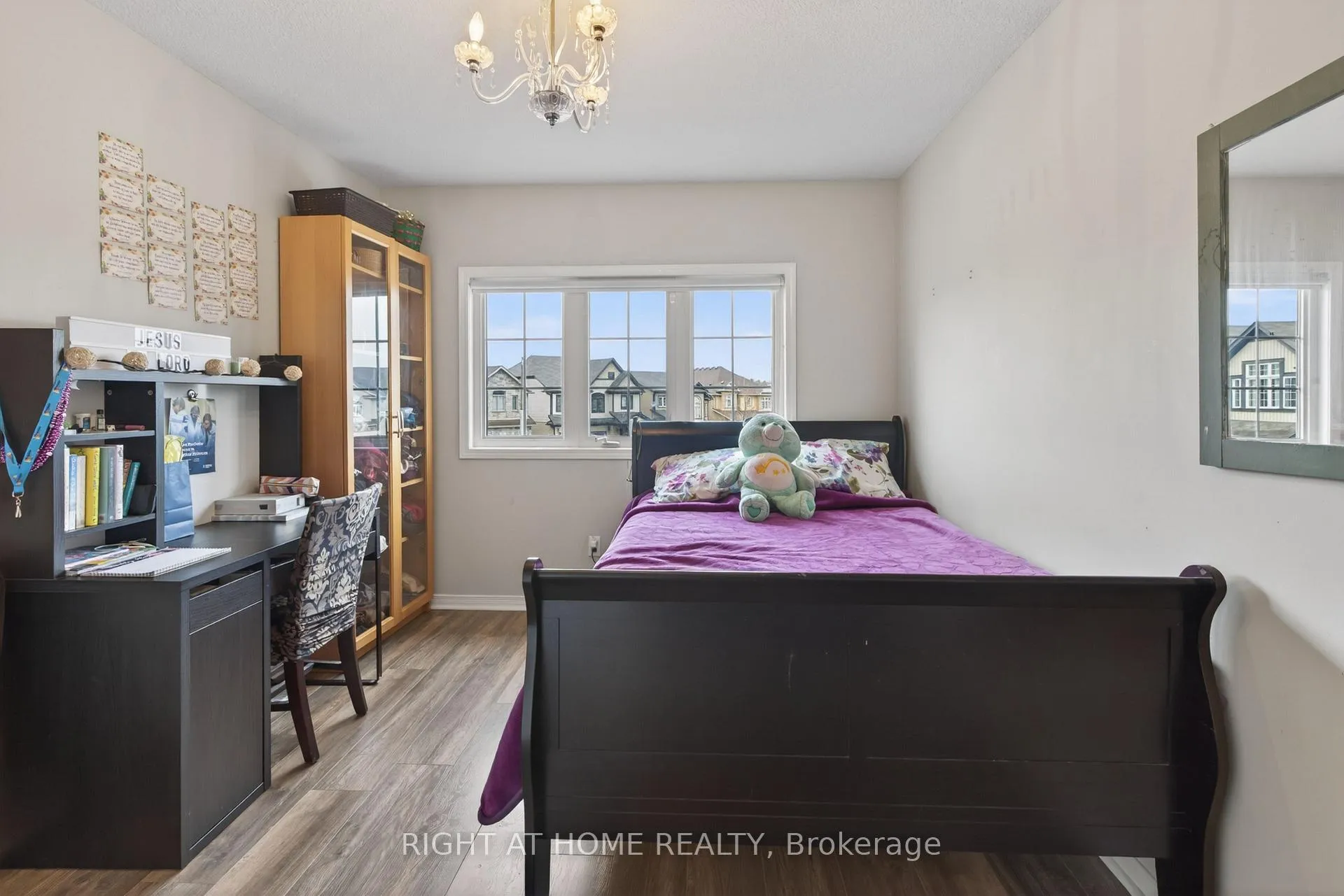 Photo 30 of 963 Bianca Court, Kitchener — HOMEH