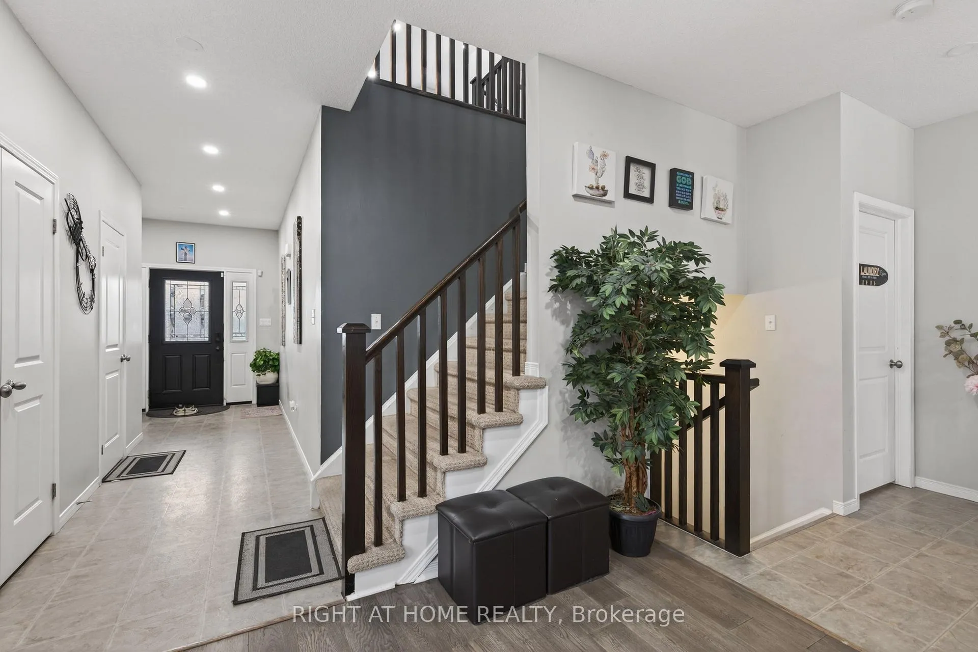 Photo 40 of 963 Bianca Court, Kitchener — HOMEH