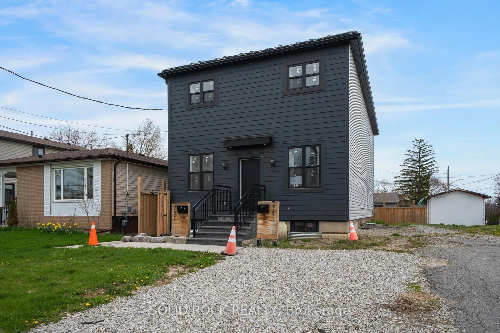 Photo 3 of 781 Oliva Street, Pickering, West Shore — HOMEH