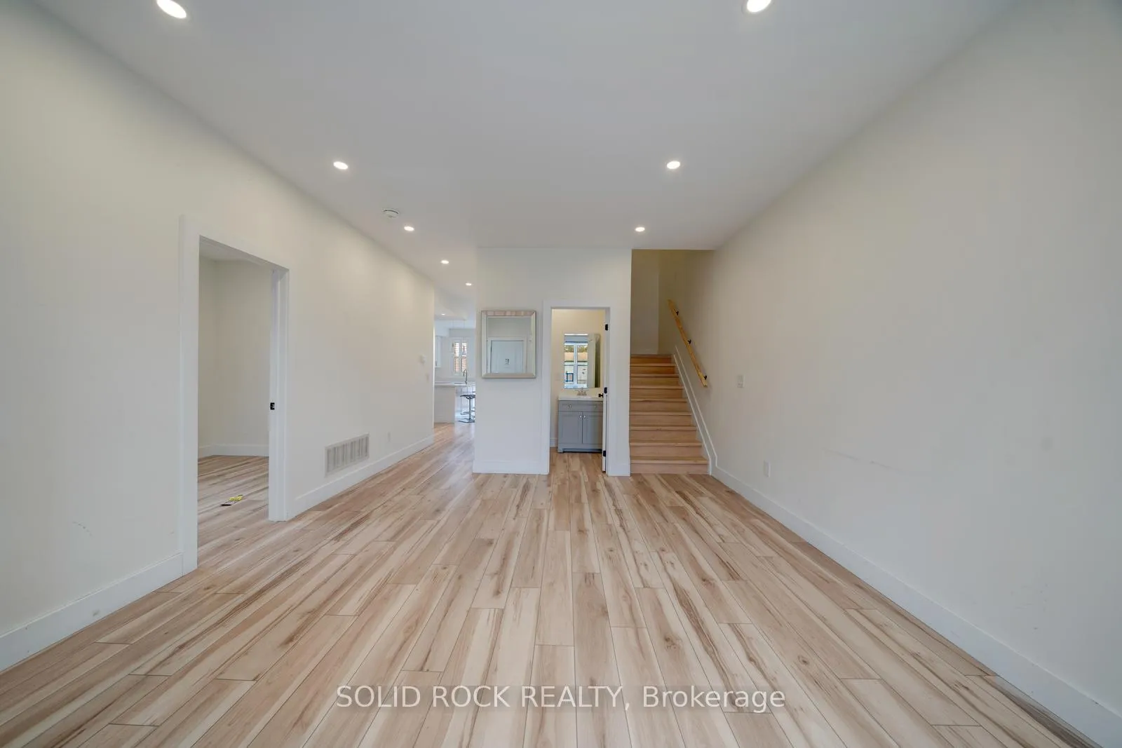 Photo 4 of 781 Oliva Street, Pickering, West Shore — HOMEH
