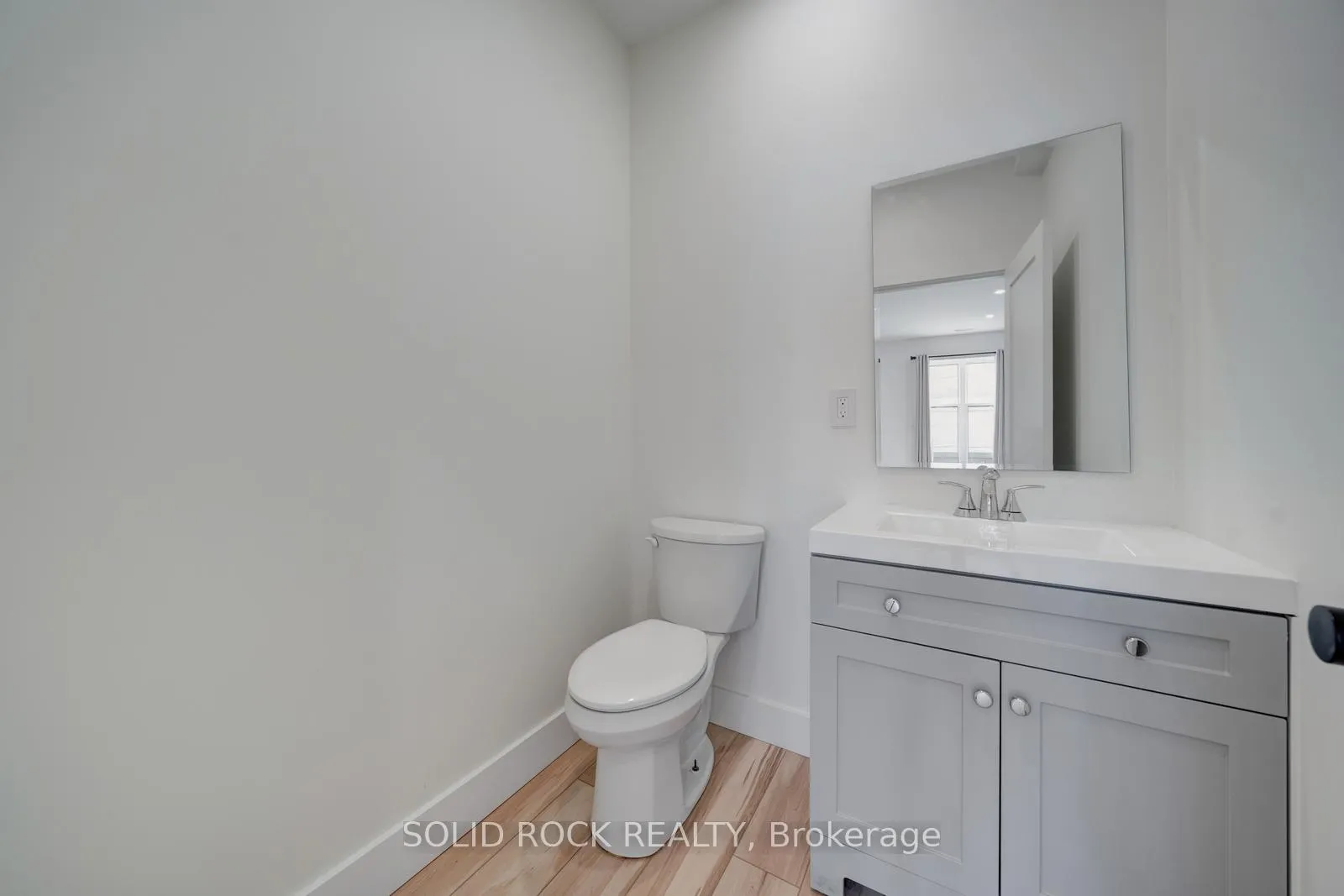 Photo 13 of 781 Oliva Street, Pickering, West Shore — HOMEH