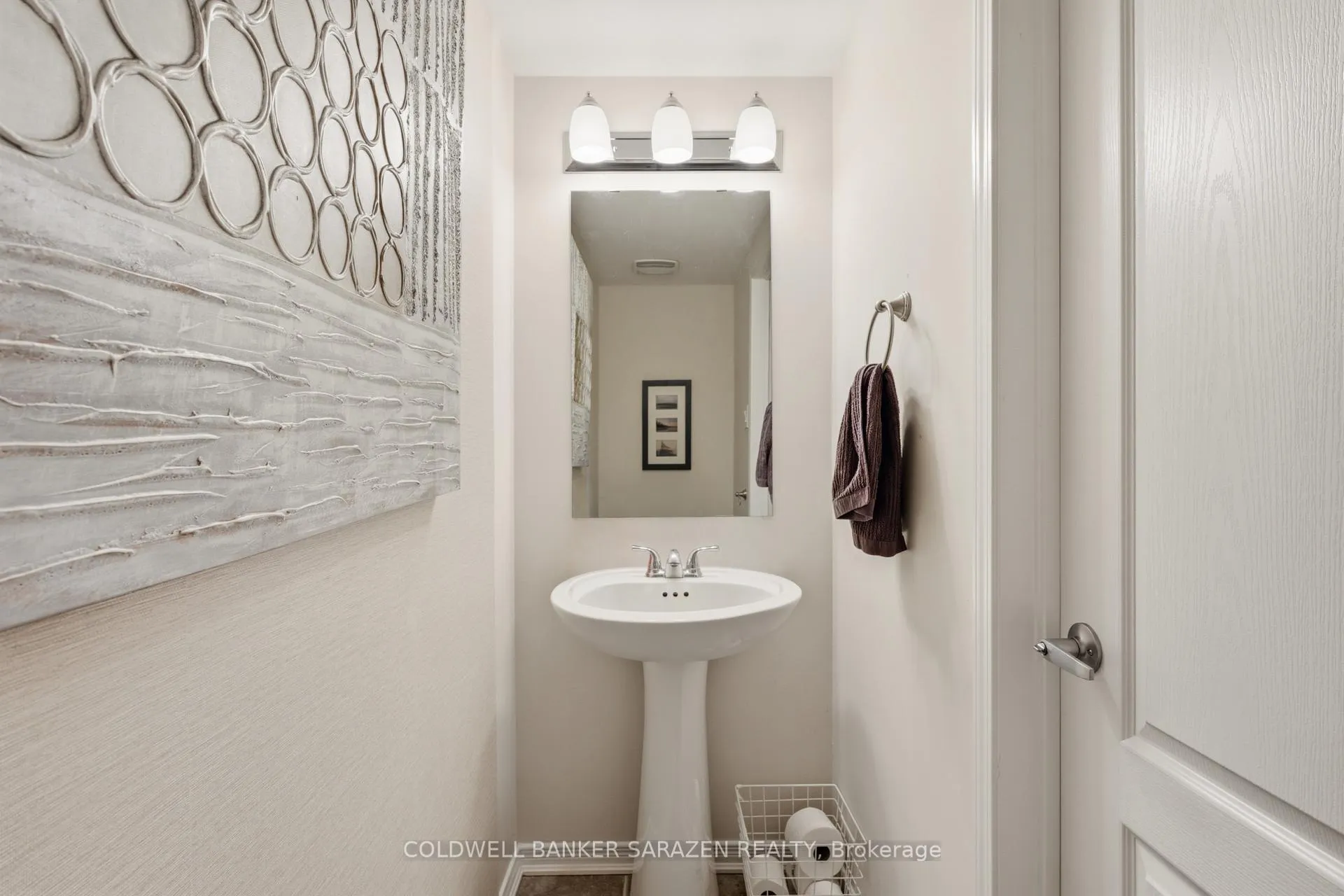 Photo 2 of 816 Element Private, Ottawa, Kanata - Emerald Meadows/Trailwest — HOMEH