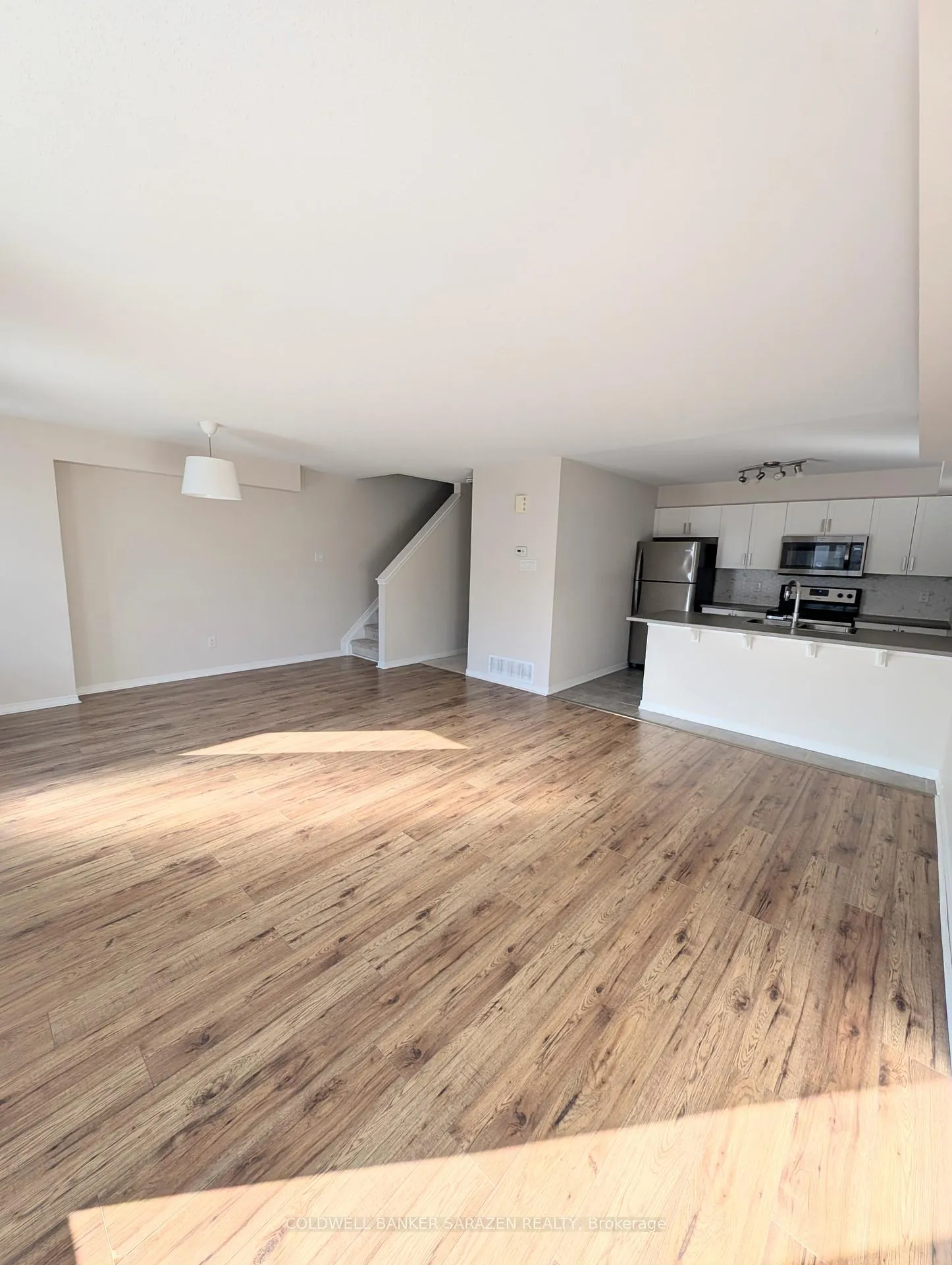Photo 7 of 816 Element Private, Ottawa, Kanata - Emerald Meadows/Trailwest — HOMEH