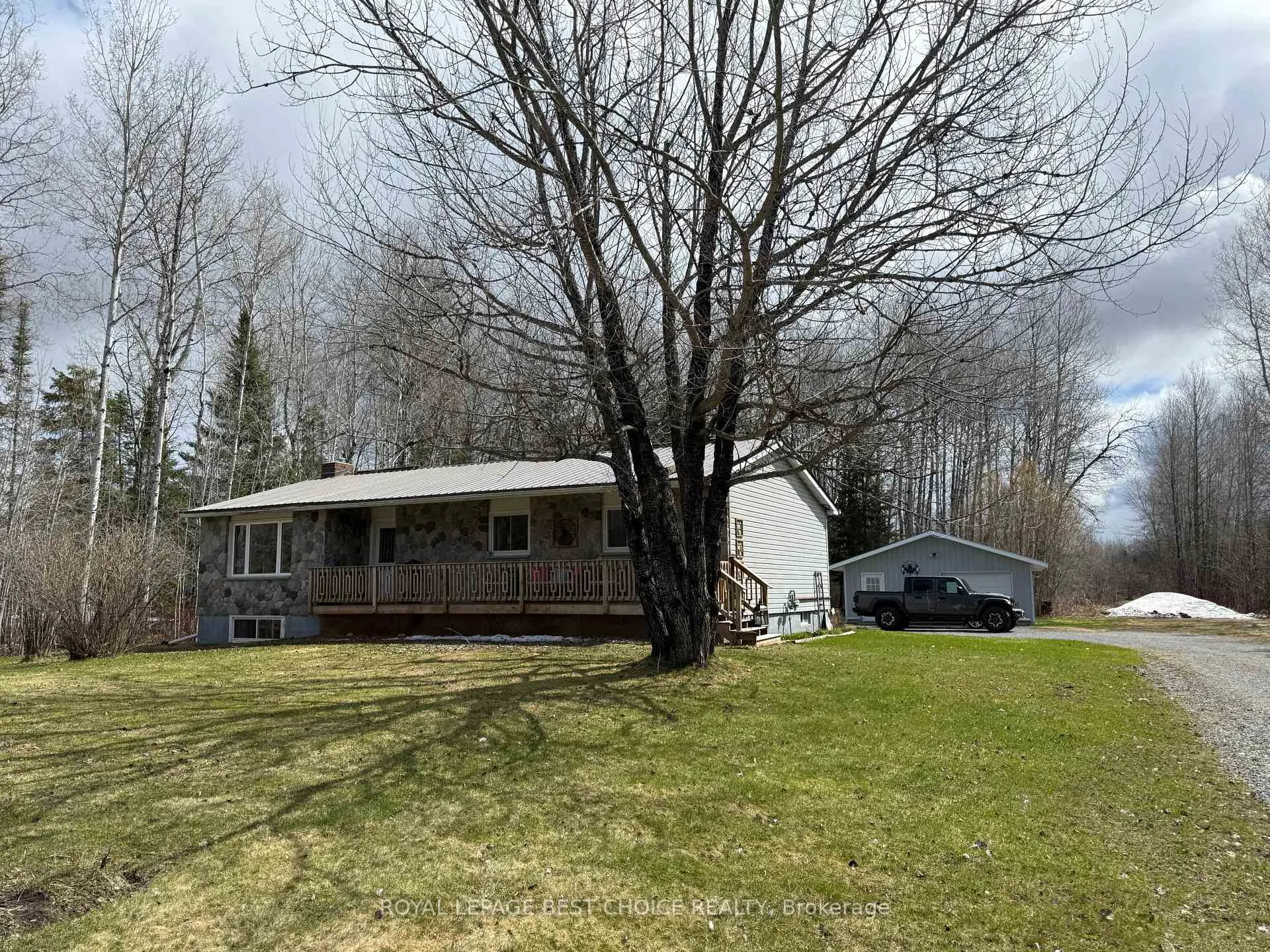 Photo 3 of 69 First Street, Englehart, Central Timiskaming — HOMEH