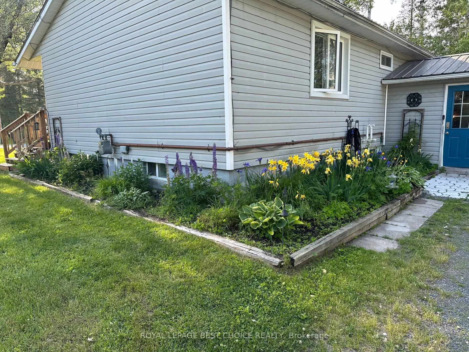 Photo 17 of 69 First Street, Englehart, Central Timiskaming — HOMEH