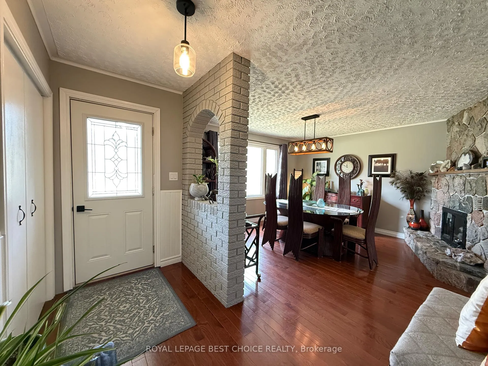Photo 27 of 69 First Street, Englehart, Central Timiskaming — HOMEH
