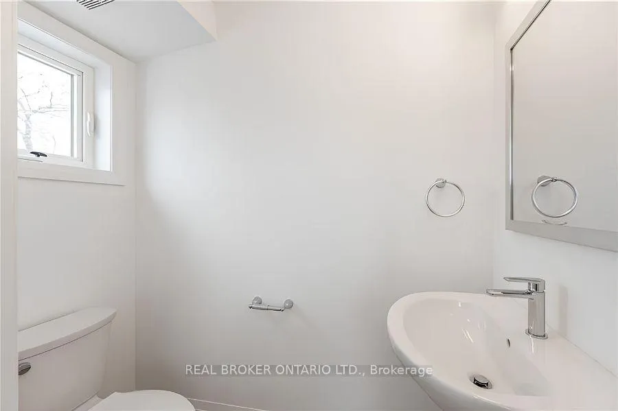 Photo 12 of Unit 1, 777 Beach Boulevard, Hamilton, Hamilton Beach — HOMEH