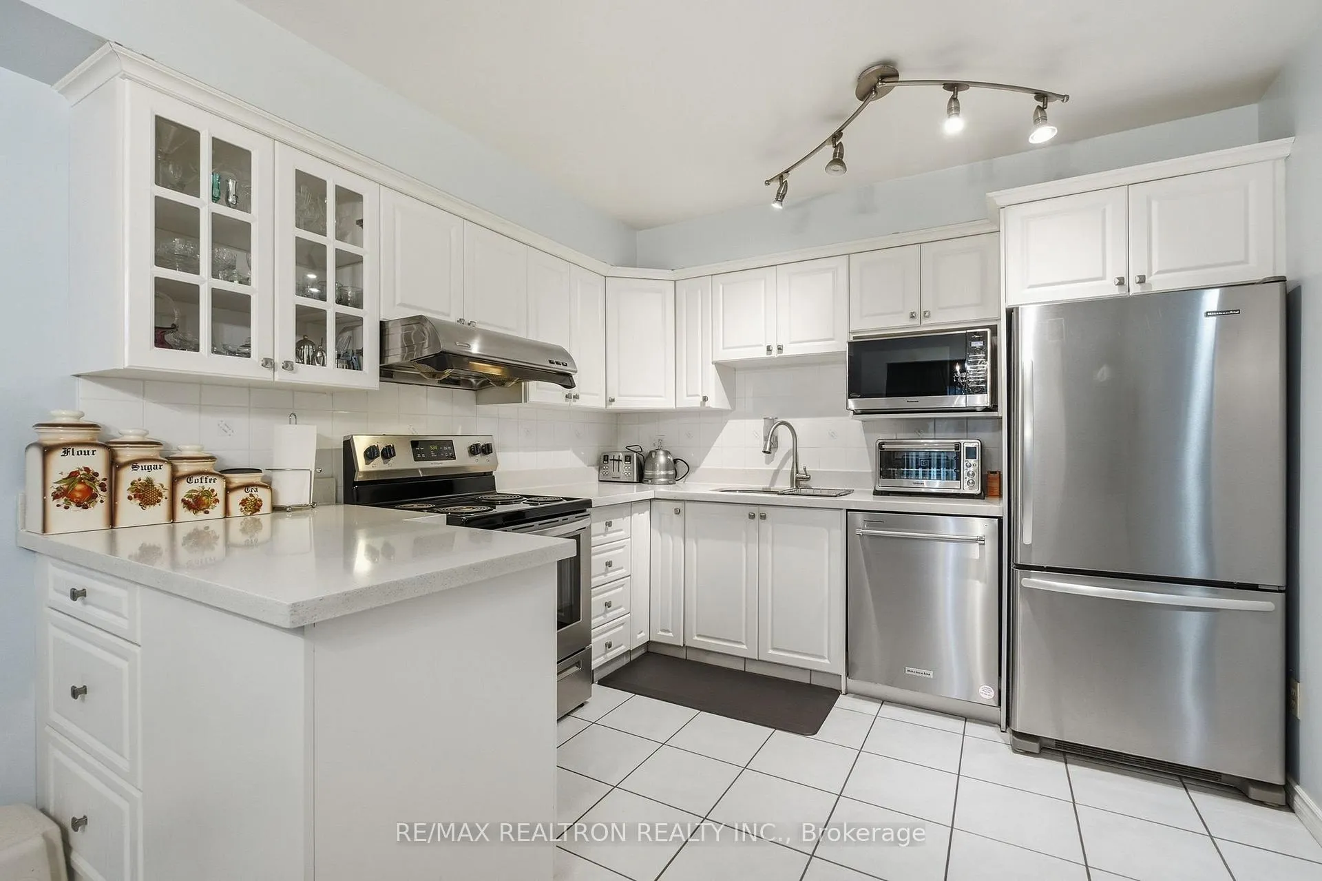 Photo 1 of 108 Quantrell Trail, Scarborough, Malvern — HOMEH
