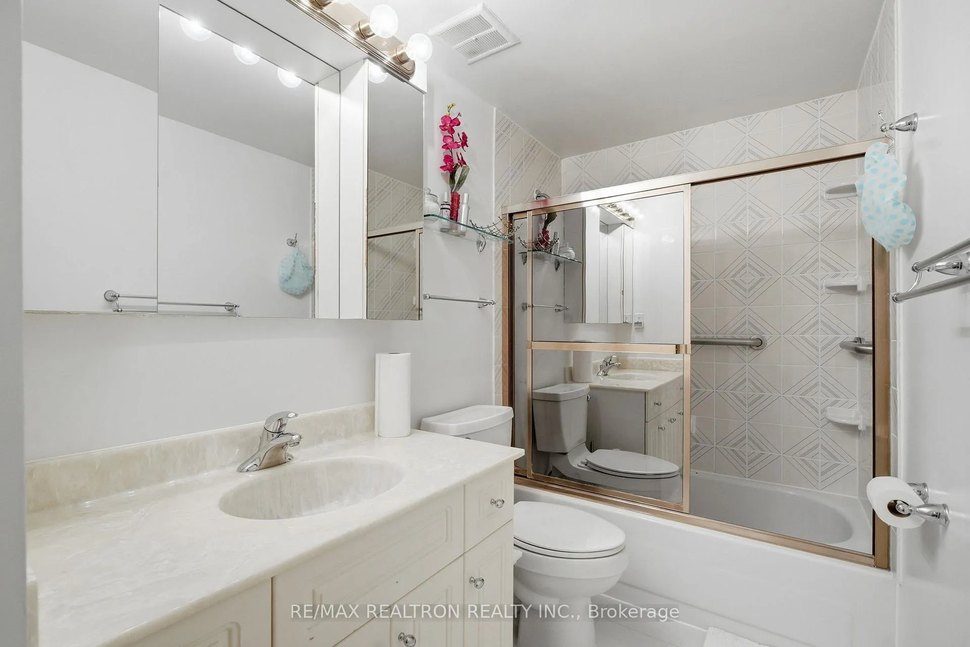 Photo 26 of 108 Quantrell Trail, Scarborough, Malvern — HOMEH