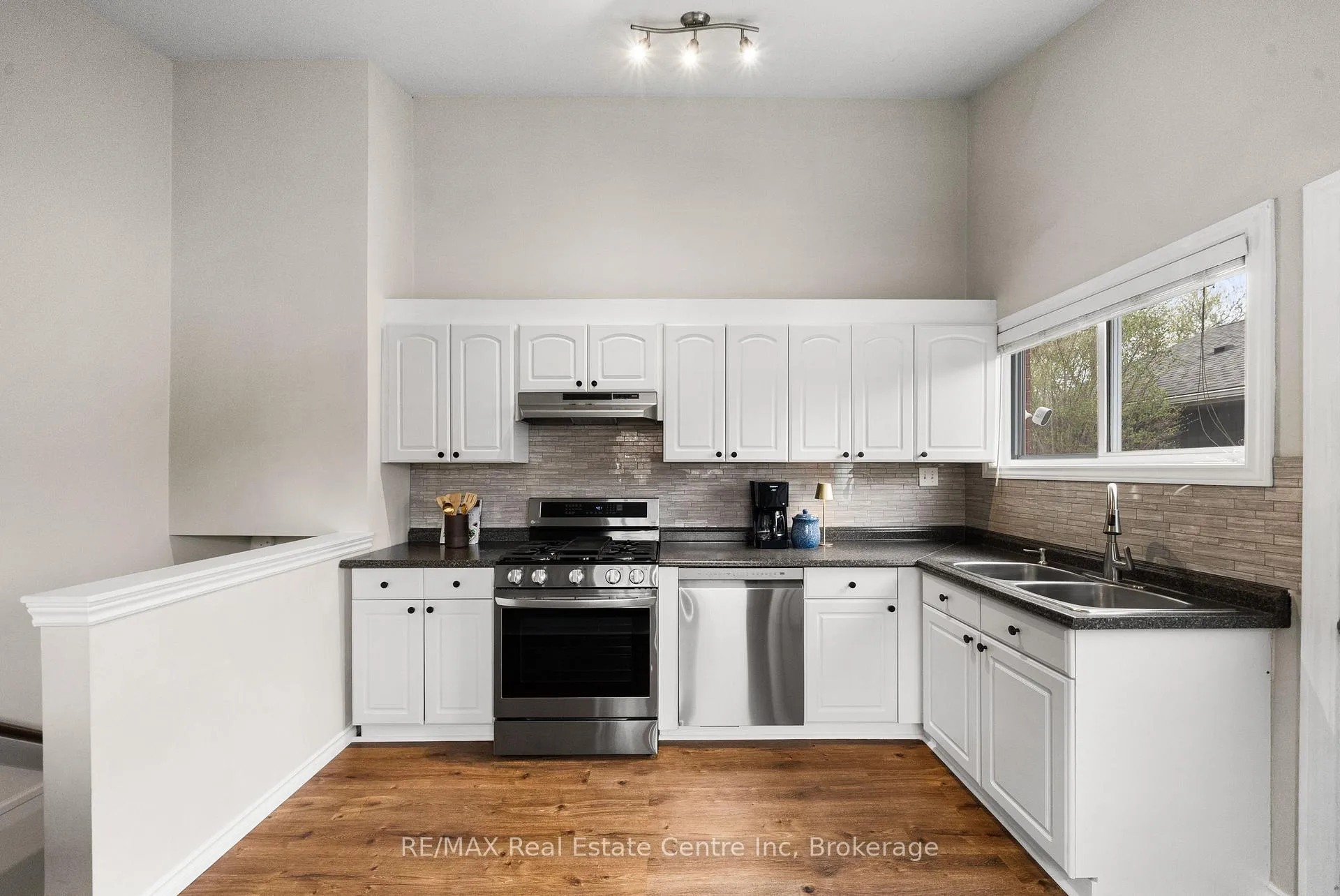 Photo 21 of 54 Highman Avenue, Cambridge — HOMEH