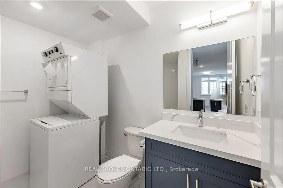 Photo 4 of Unit 2, 777 Beach Boulevard, Hamilton, Hamilton Beach — HOMEH