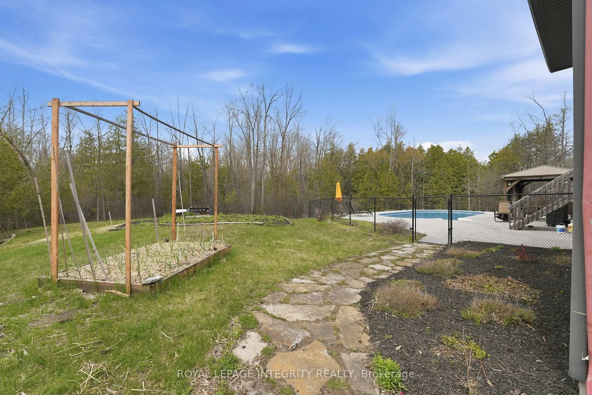 Photo 37 of 281 William Hay Drive, Beckwith, Beckwith Twp — HOMEH