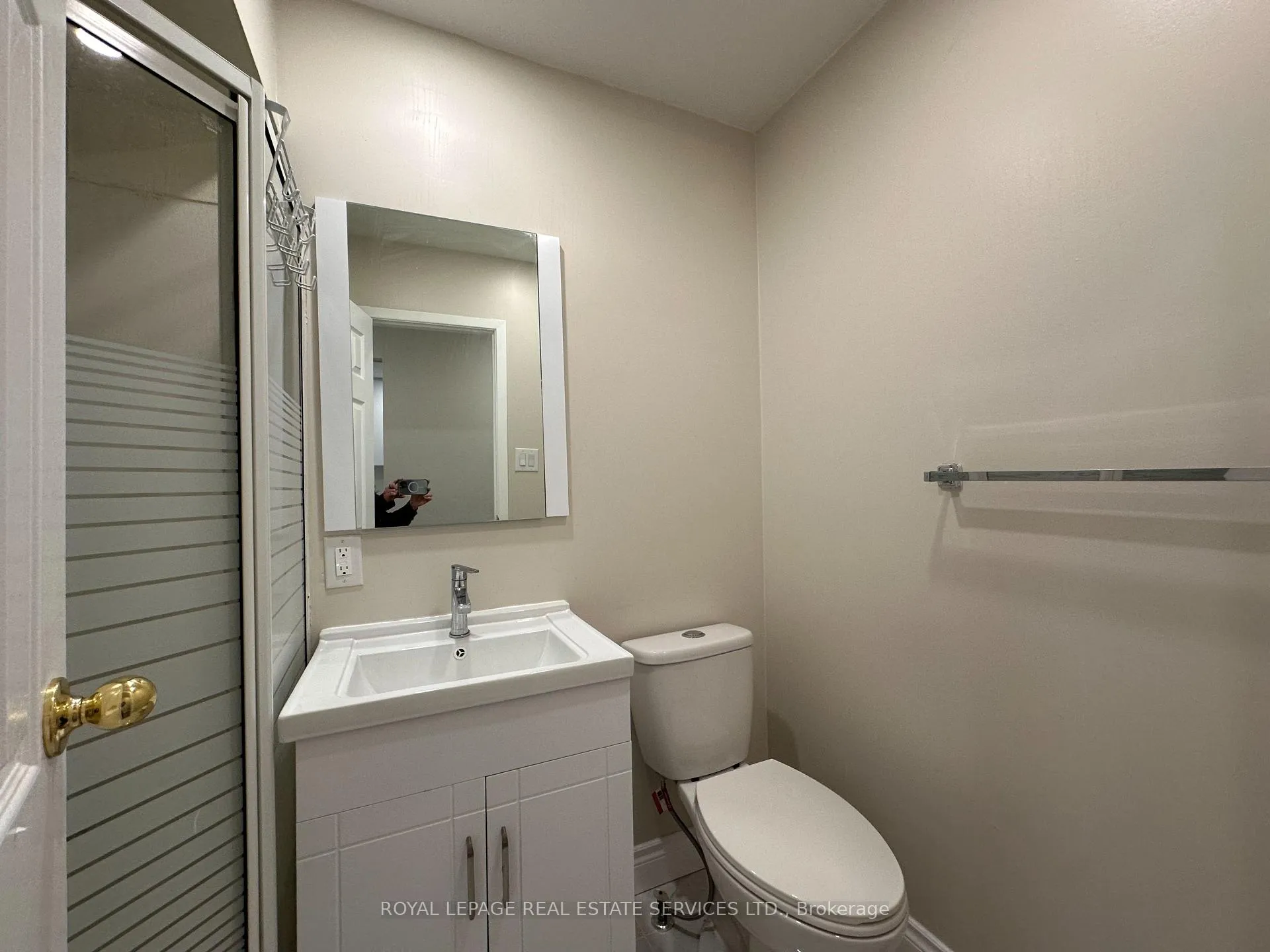 Photo 10 of 2079 The Collegeway, Mississauga, Erin Mills — HOMEH