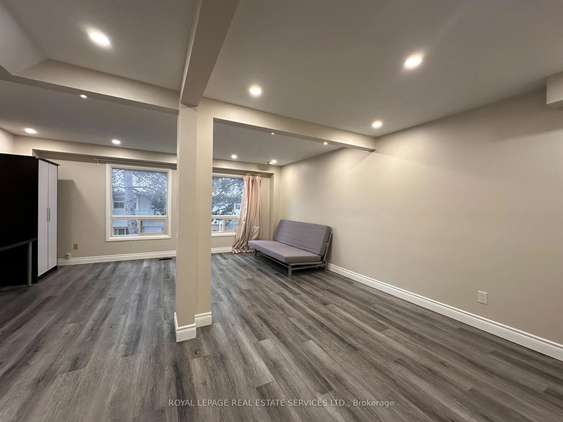Photo 12 of 2079 The Collegeway, Mississauga, Erin Mills — HOMEH
