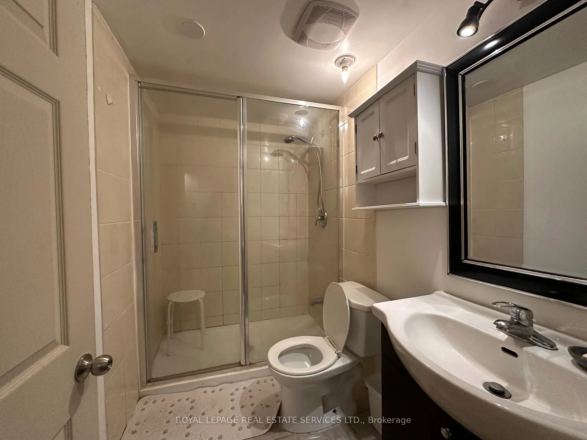 Photo 27 of 2079 The Collegeway, Mississauga, Erin Mills — HOMEH