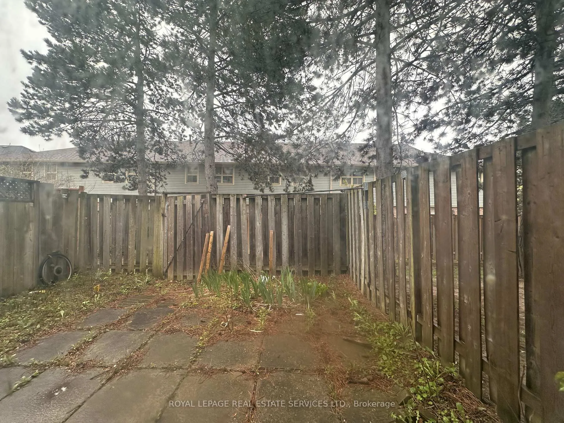 Photo 31 of 2079 The Collegeway, Mississauga, Erin Mills — HOMEH