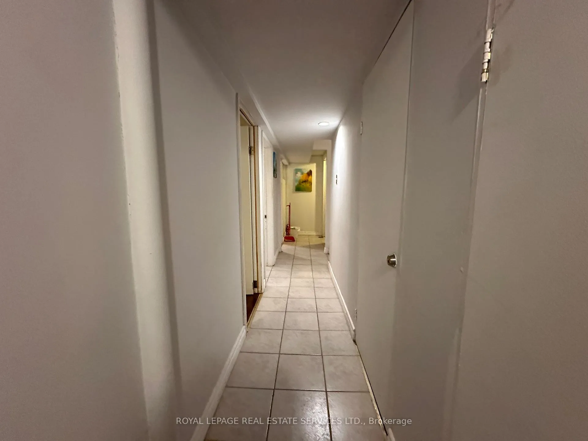 Photo 33 of 2079 The Collegeway, Mississauga, Erin Mills — HOMEH