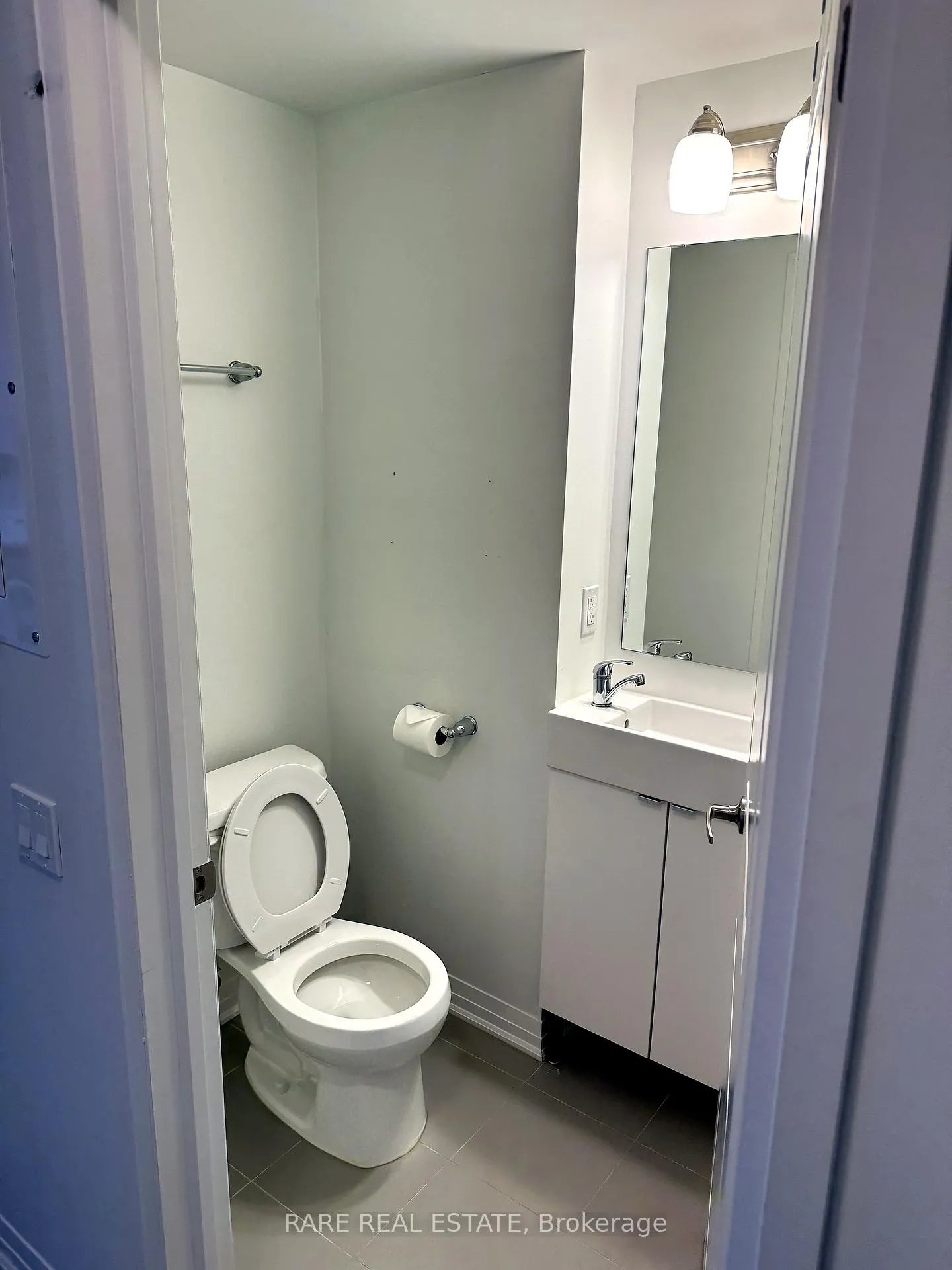 Photo 8 of Unit 224, 1900 Simcoe Street N, Oshawa, Samac — HOMEH