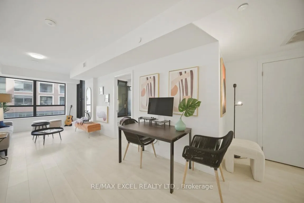 Photo 6 of Unit 303, 33 Frederick Todd Way, Toronto, Leaside — HOMEH