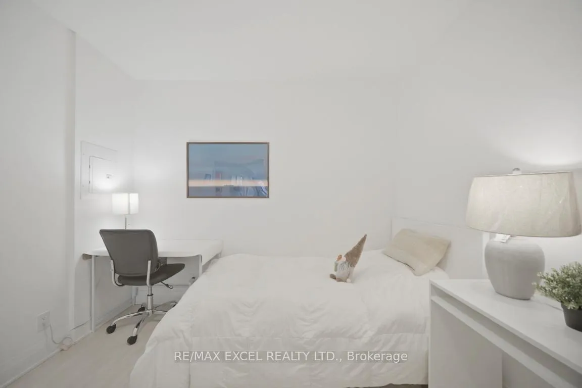 Photo 32 of Unit 303, 33 Frederick Todd Way, Toronto, Leaside — HOMEH