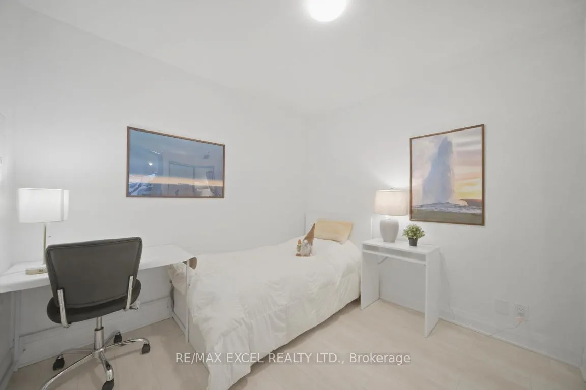 Photo 33 of Unit 303, 33 Frederick Todd Way, Toronto, Leaside — HOMEH