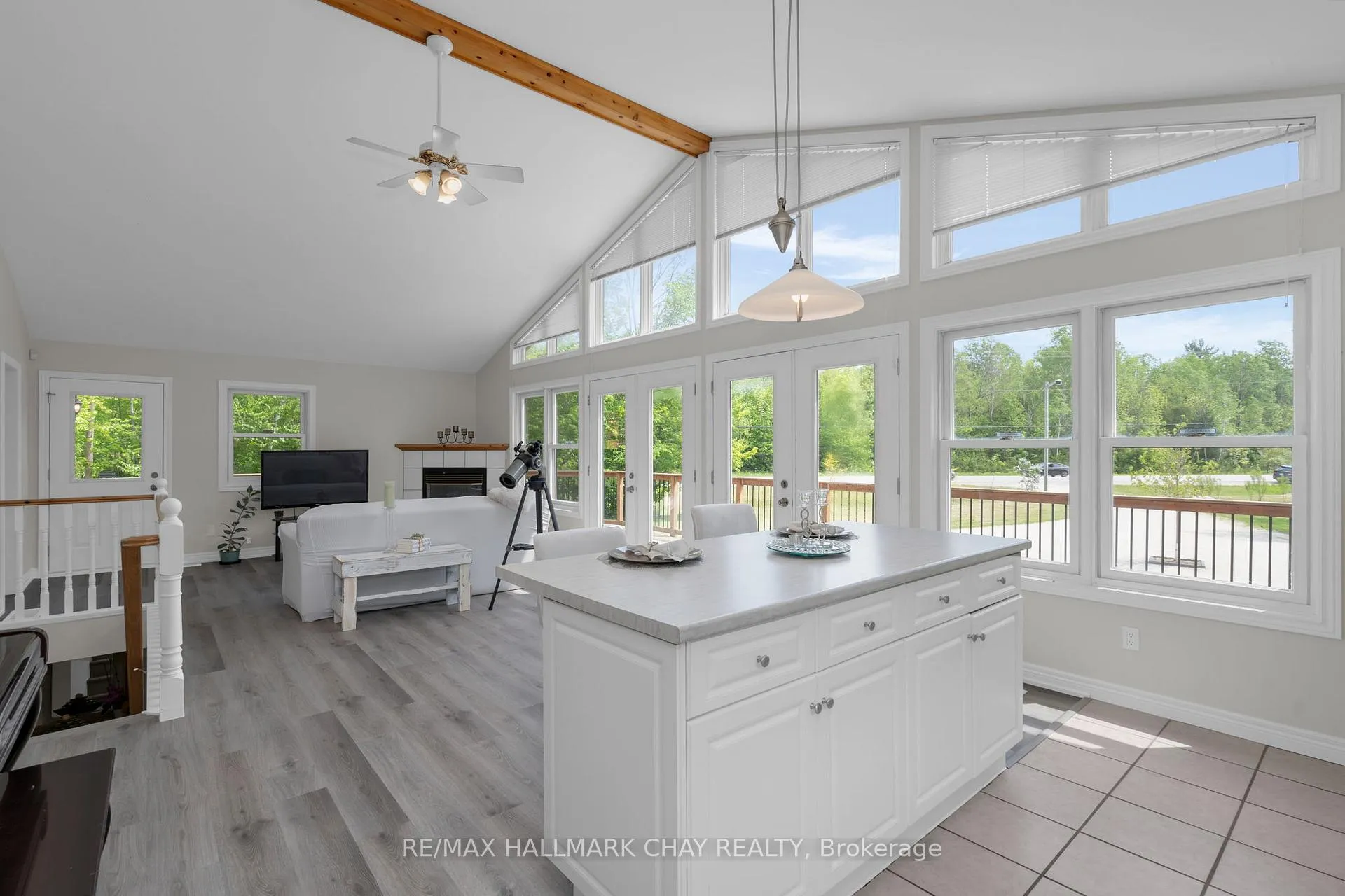 Photo 7 of 13790 County 27 Road, Springwater, Rural Springwater — HOMEH