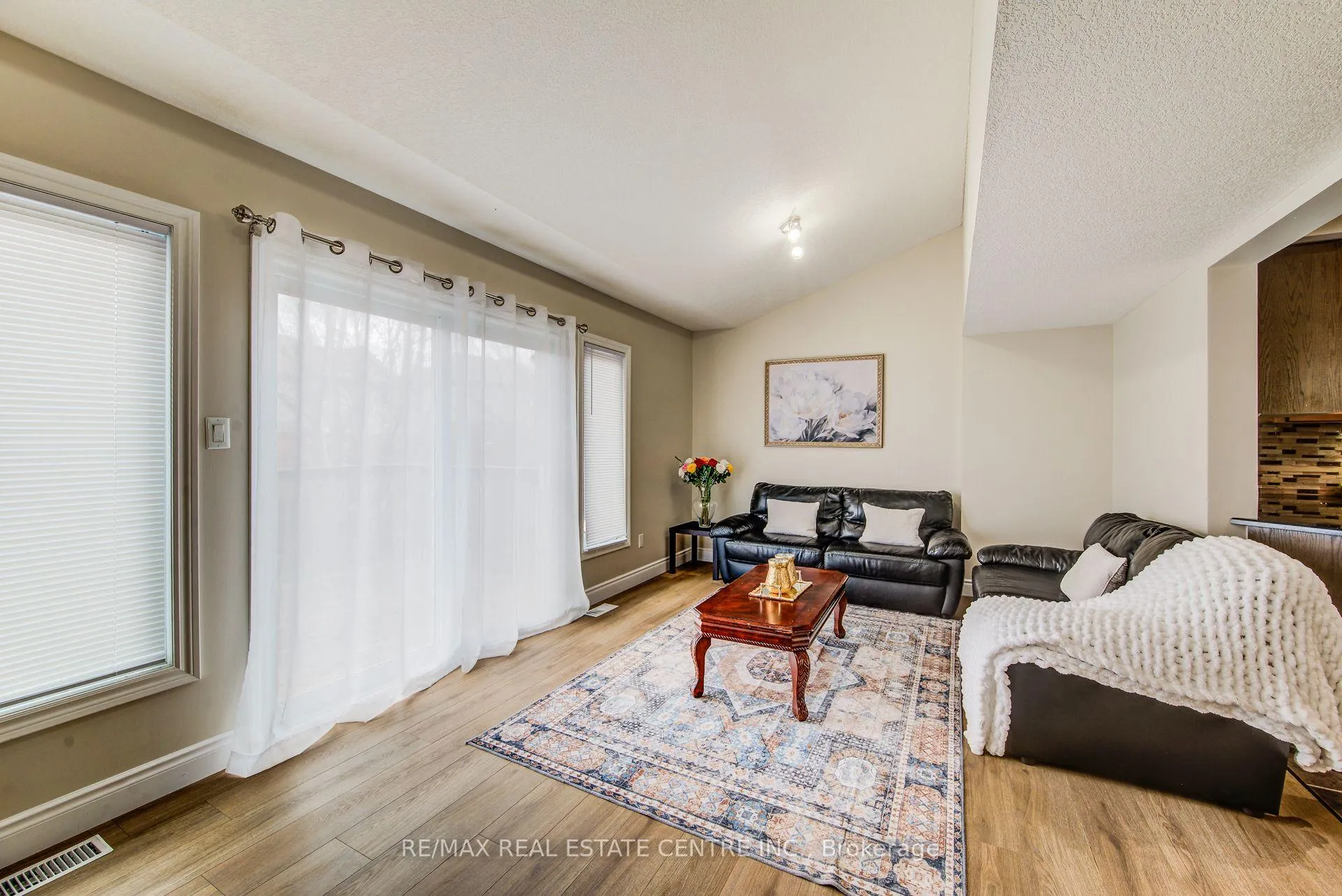 Photo 20 of Unit 7, 330 Dearborn Boulevard, Waterloo — HOMEH