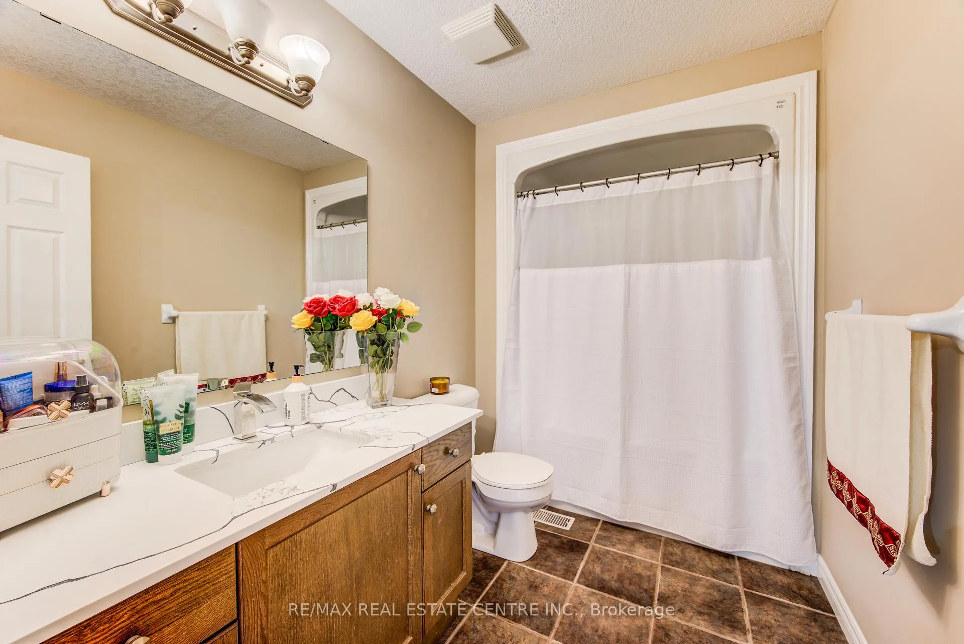 Photo 28 of Unit 7, 330 Dearborn Boulevard, Waterloo — HOMEH