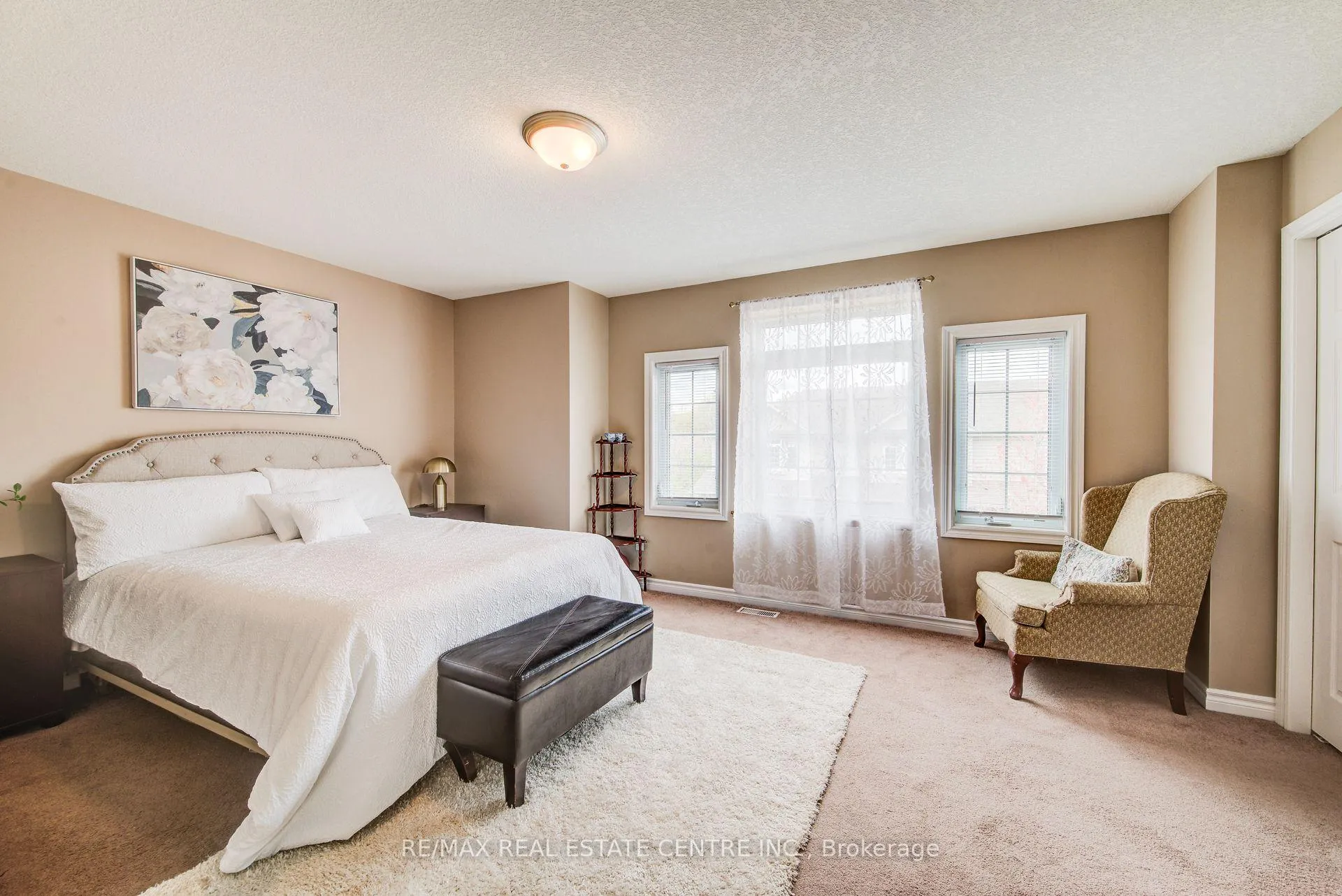 Photo 34 of Unit 7, 330 Dearborn Boulevard, Waterloo — HOMEH