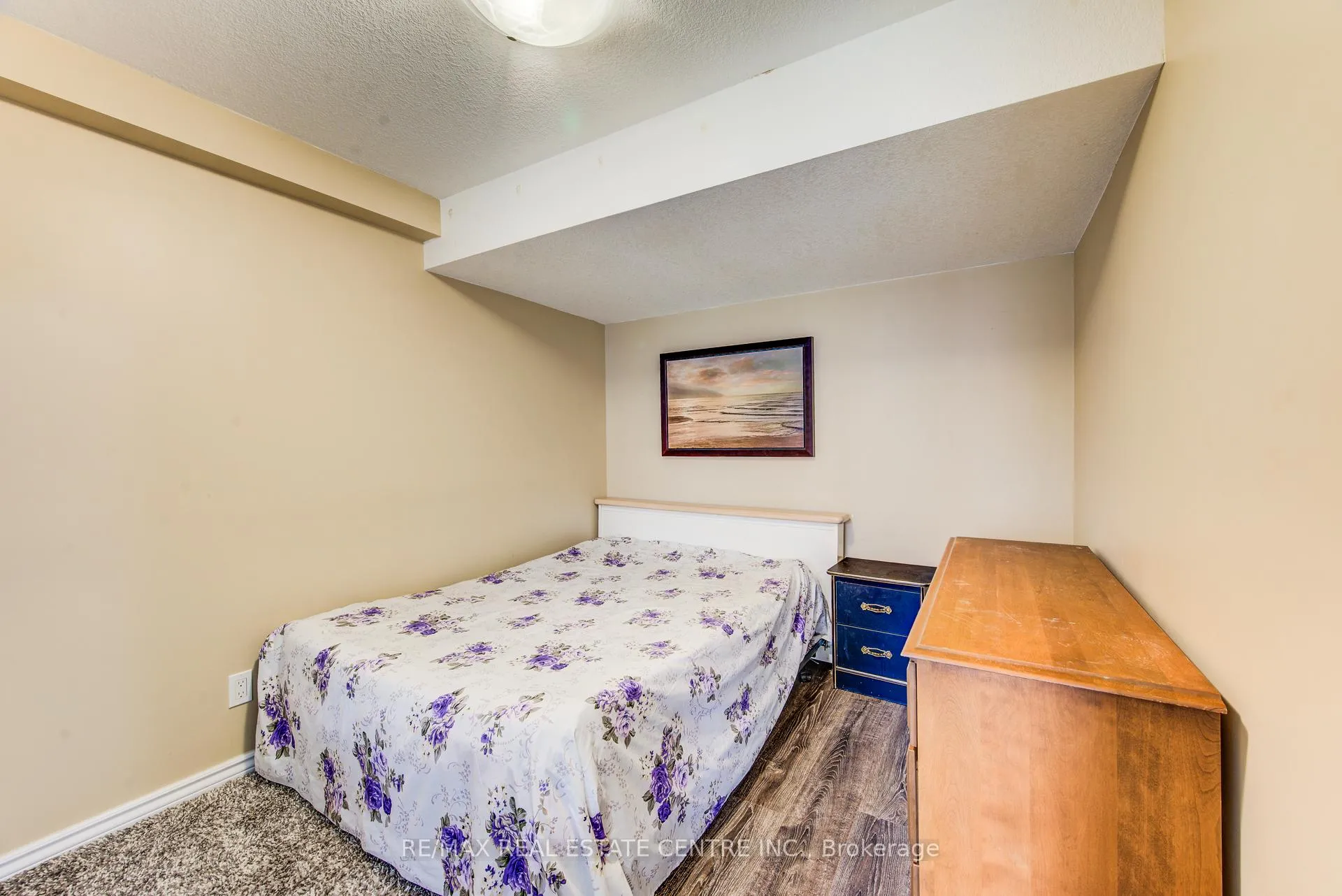 Photo 45 of Unit 7, 330 Dearborn Boulevard, Waterloo — HOMEH