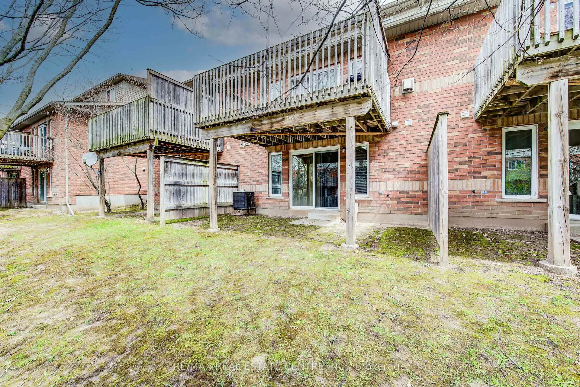 Photo 49 of Unit 7, 330 Dearborn Boulevard, Waterloo — HOMEH