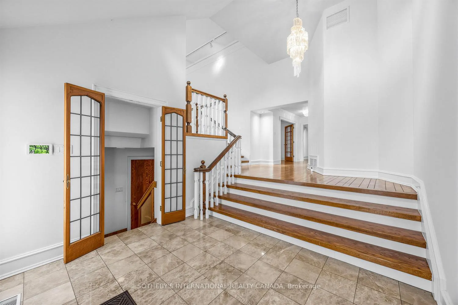 Photo 3 of 36 Hawthorn Avenue, Toronto, Rosedale-Moore Park — HOMEH
