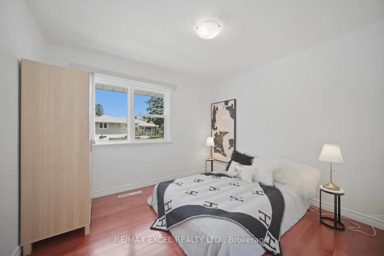 Photo 21 of 2 Charlemont Crescent, Scarborough, Tam O'Shanter-Sullivan — HOMEH