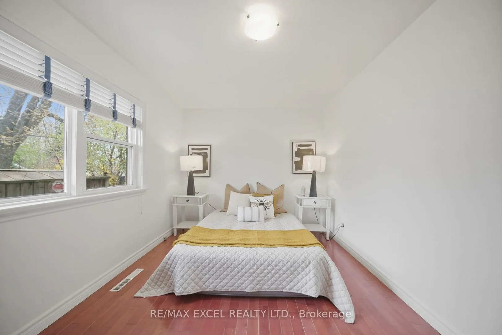 Photo 25 of 2 Charlemont Crescent, Scarborough, Tam O'Shanter-Sullivan — HOMEH