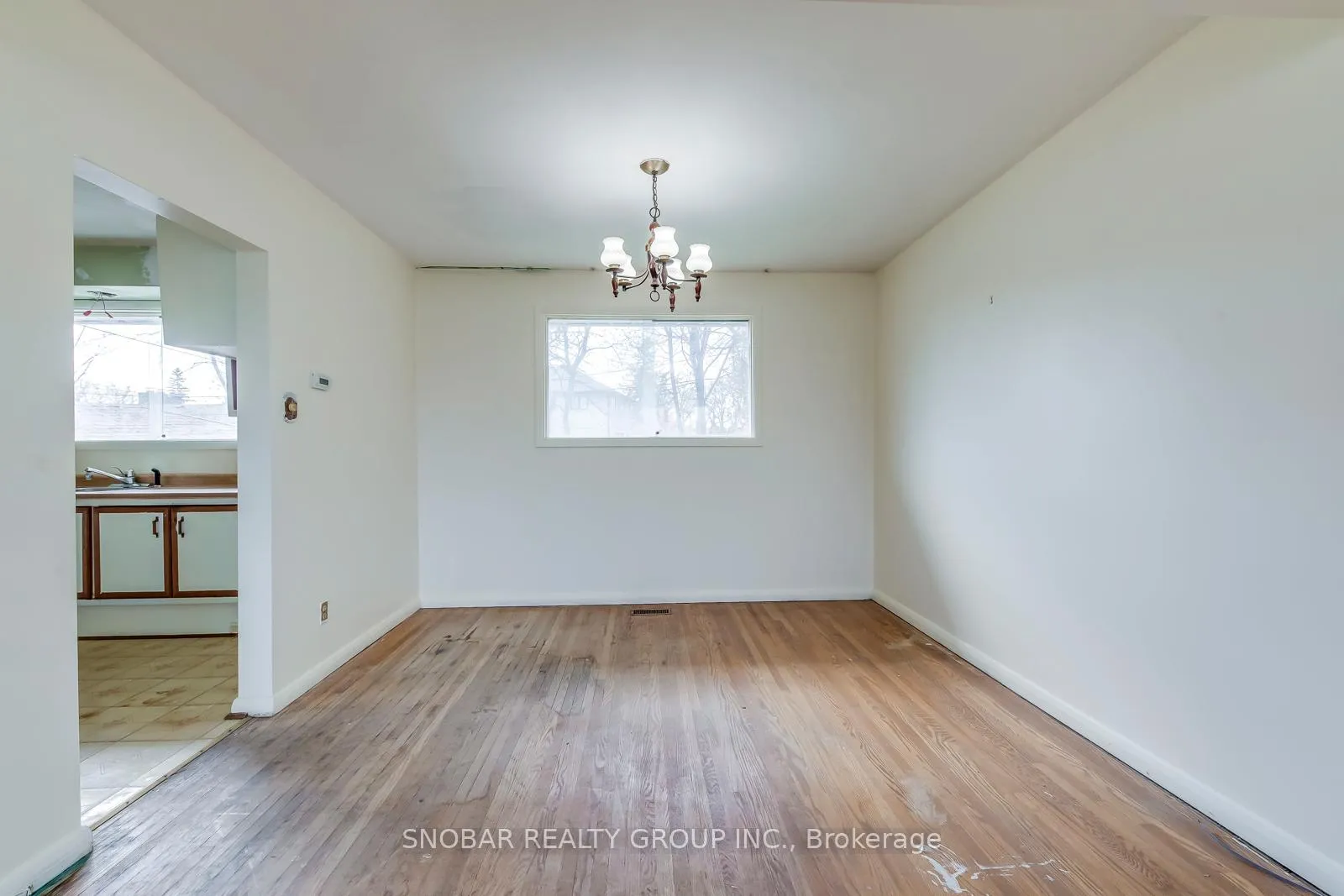Photo 4 of 53 Lavington Drive, Etobicoke, Willowridge-Martingrove-Richview — HOMEH