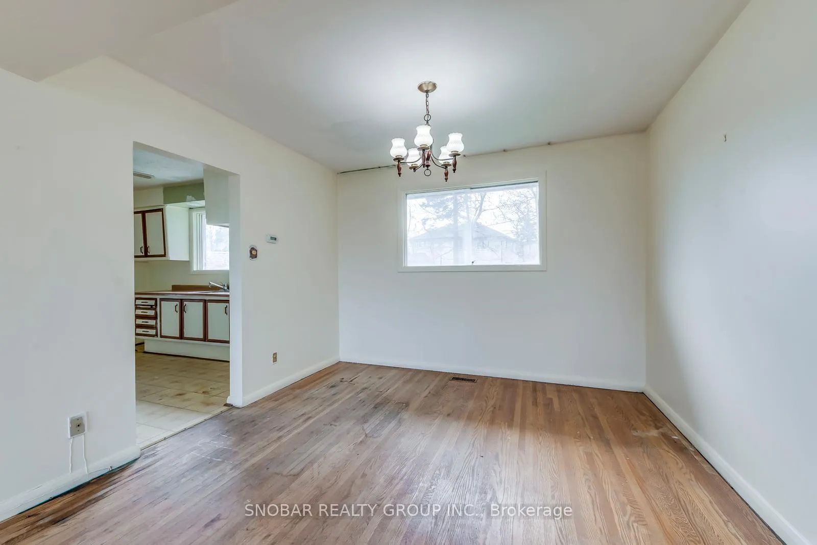 Photo 5 of 53 Lavington Drive, Etobicoke, Willowridge-Martingrove-Richview — HOMEH