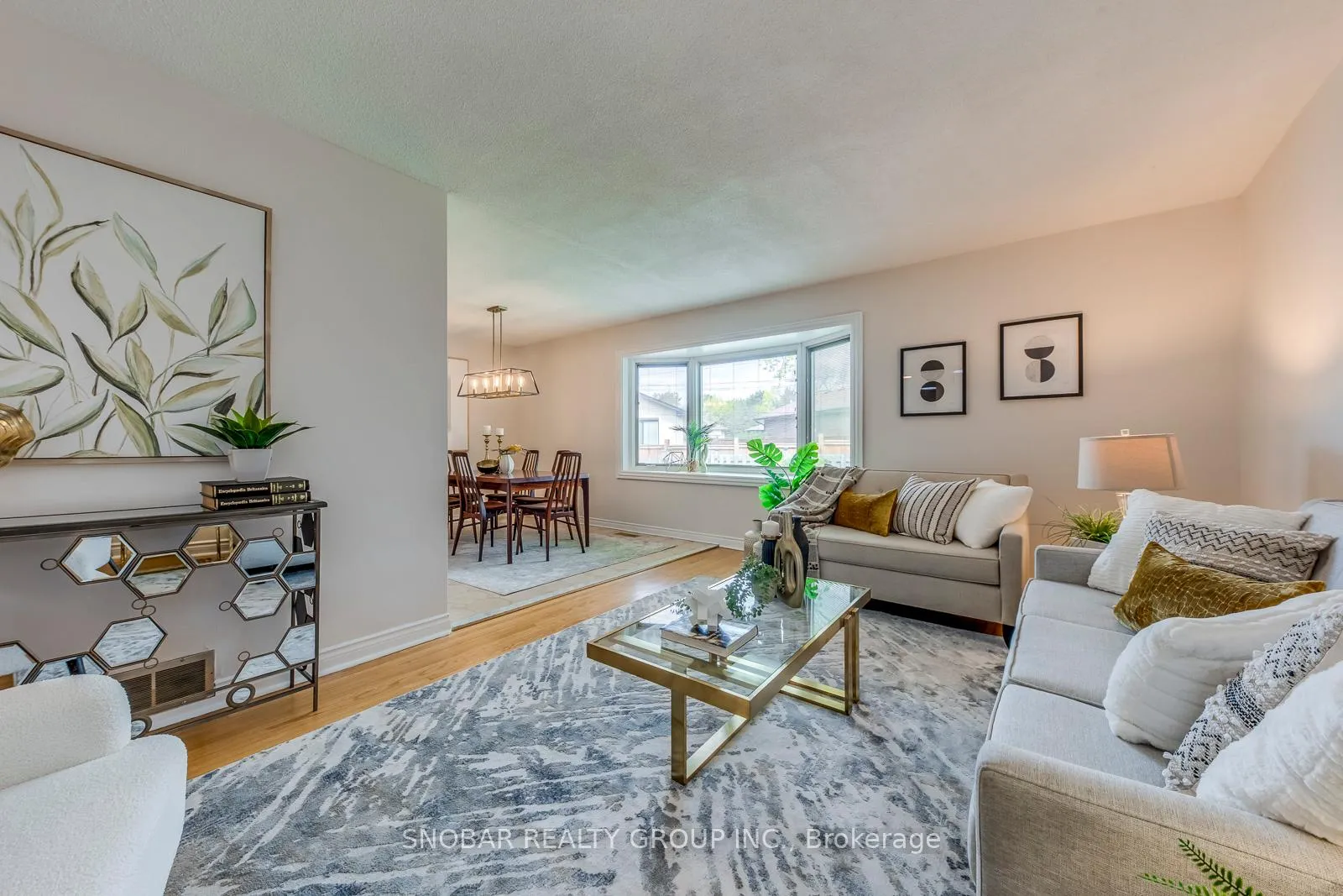 Photo 5 of 70 Lavington Drive, Etobicoke, Willowridge-Martingrove-Richview — HOMEH