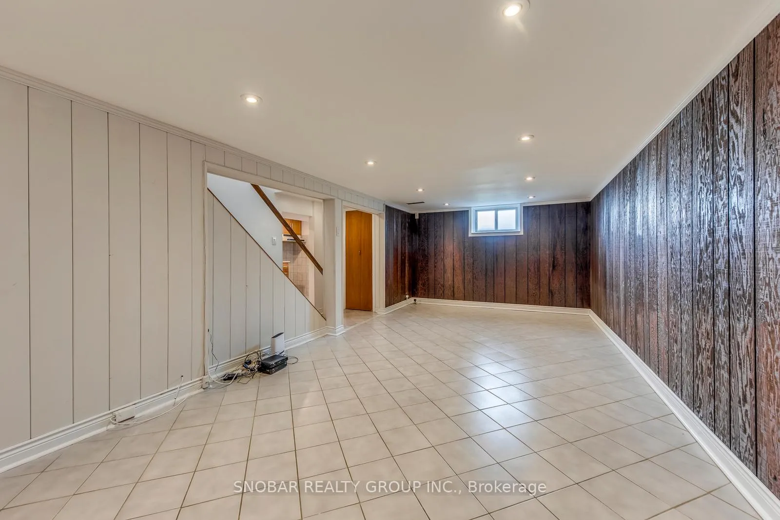 Photo 18 of 70 Lavington Drive, Etobicoke, Willowridge-Martingrove-Richview — HOMEH
